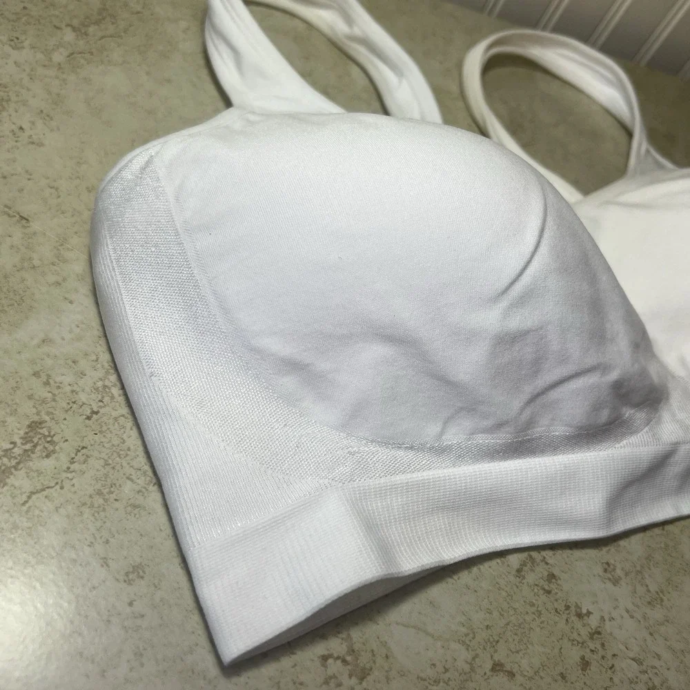 Underoutfit Style 457 The Comfort Shaping Bra White Size 2XL Wire-Free Padded‎